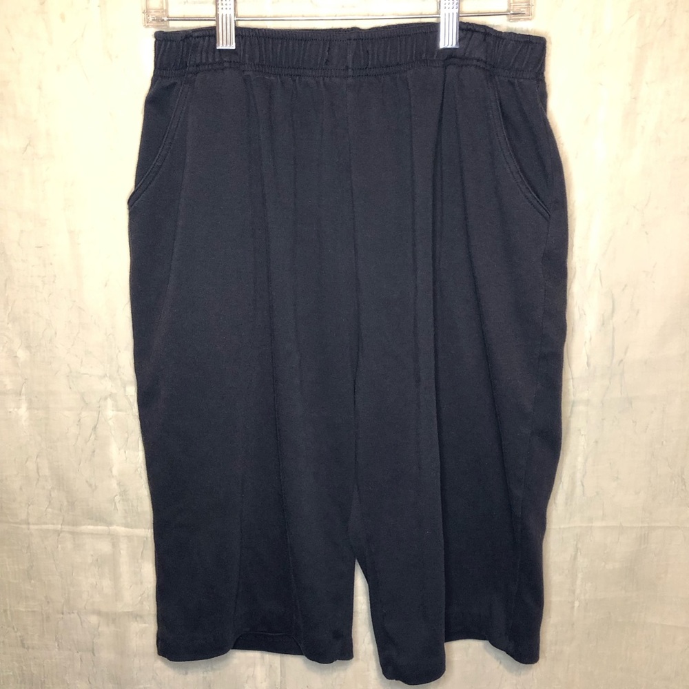 Needle & Threads Women’s Capri shorts